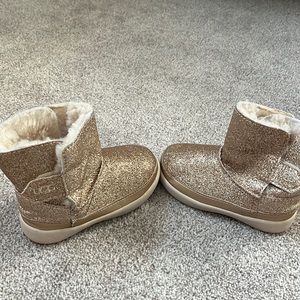 Toddler girls gold glitter Uggs